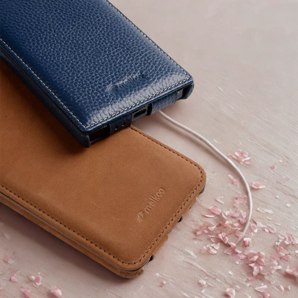 Efficio Flip Leather Galaxy Case - Astra Cases